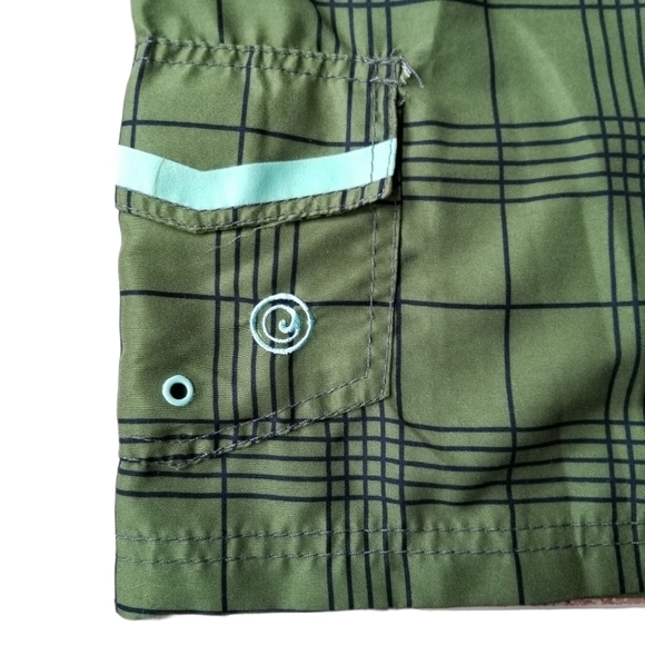 Tin Monkey Green Plaid Surf Sport Beach  Shorts - Picture 3 of 8